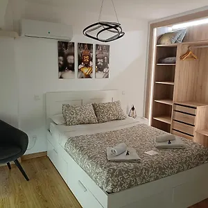Estudio Frailes Centro Histórico De Appartamento Málaga